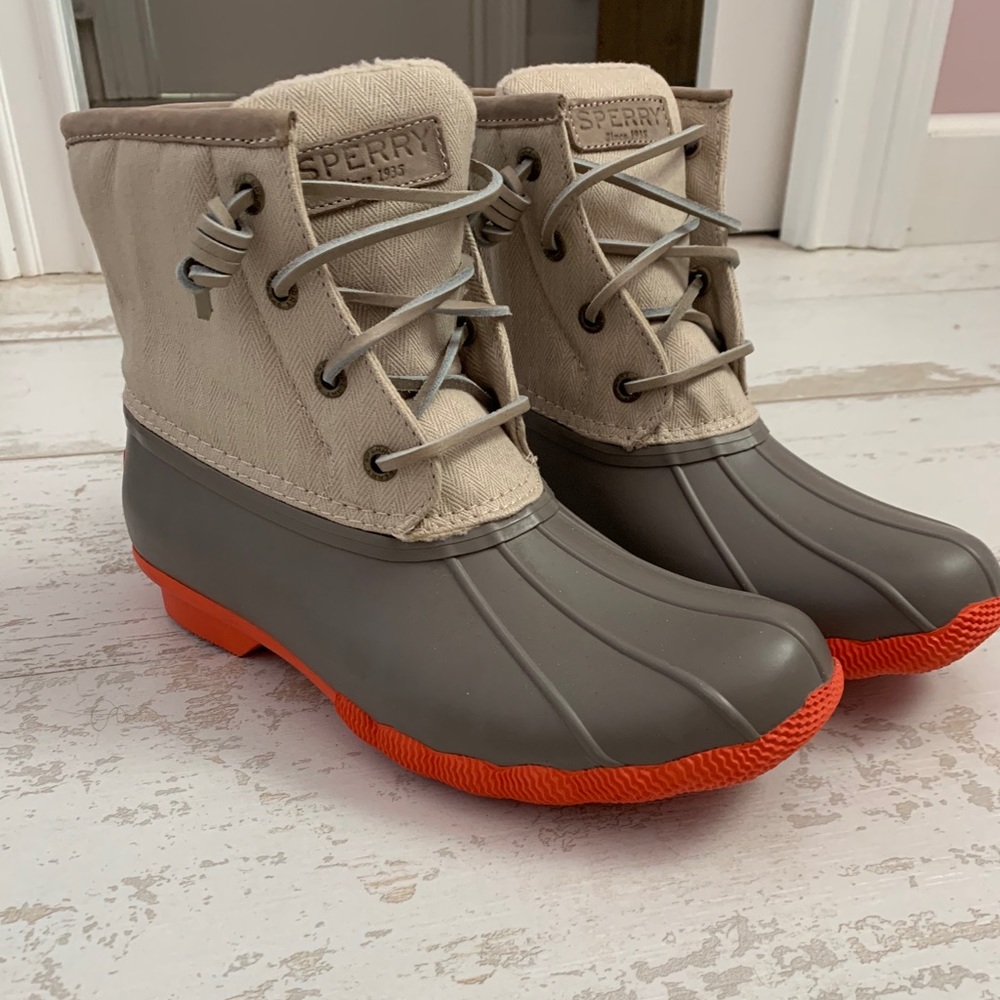 Sperry boots